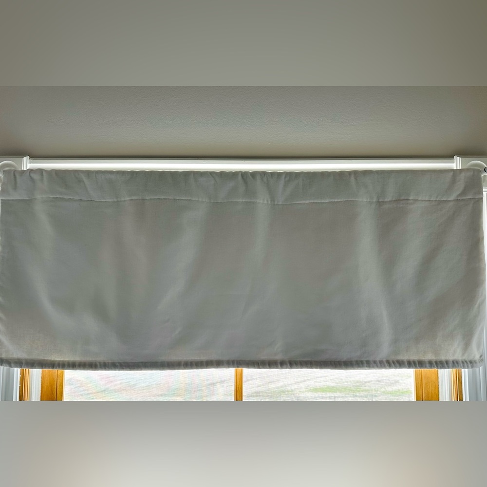Pottery Barn Teen Ivory Linen Blackout Valance Shade